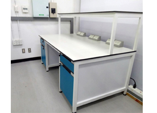 โต๊ะปฏิบัติการวิทยาศาสตร์, โต๊ะปฏิบัติการกลาง, โต๊ะปฏิบัติการชิดผนัง, Island Bench, wall bench, sink, ซิงค์ล้าง, อ่างล่าง, ตู้เก็บอุปกรณ์